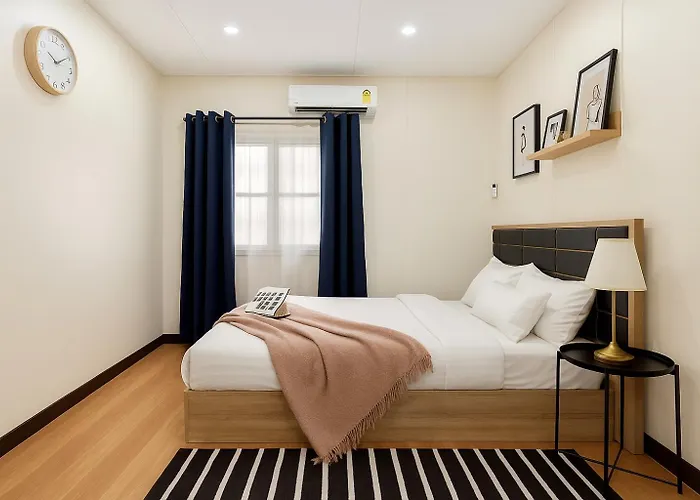 Gm7 - Private House Downtown 2mins Walk To Metro * Bangkok